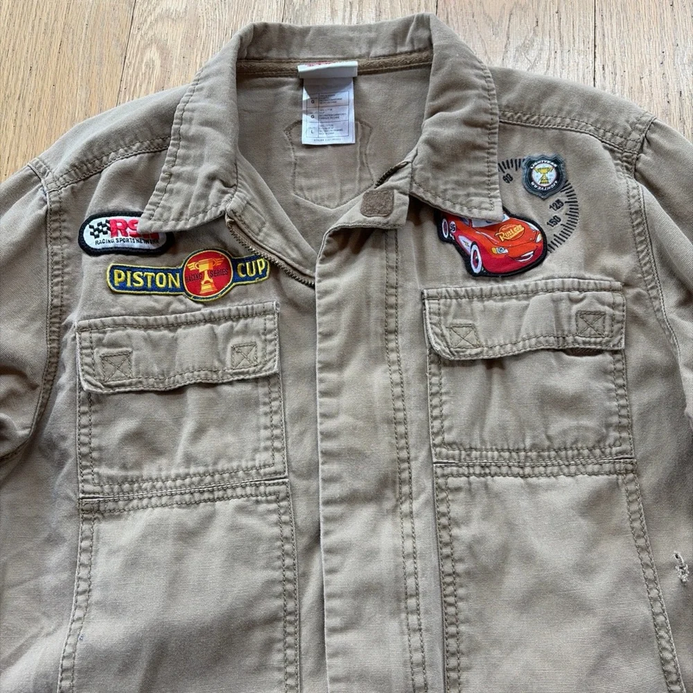 DISNEY STORE Boys Lightning McQueen Cars Beige Tan Cargo Jacket Large Piston Cup